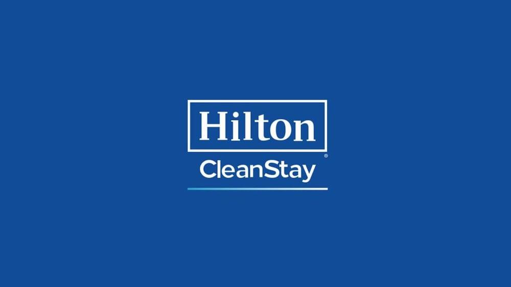 Hilton Garden Inn Chicago/Midway Airport Bedford Park Exterior photo